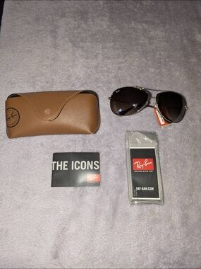 New Ray Ban Unisex Aviator Sunglasses with Brown Lenses And Gold Frame